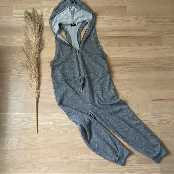 BDG | Terry Fleece Hooded Jumpsuit | Small - Picture 11 of 11